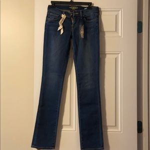 Lucky Brand Charlie Straight jeans